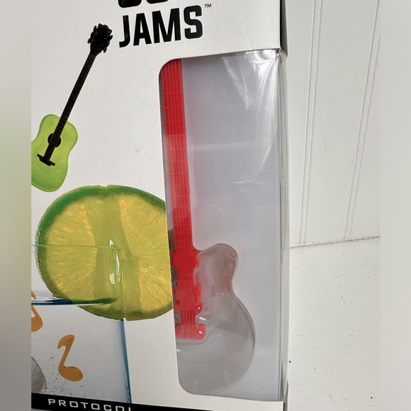 Protocol Cool Jams 2- pack ice cube tray - Picture 3 of 11